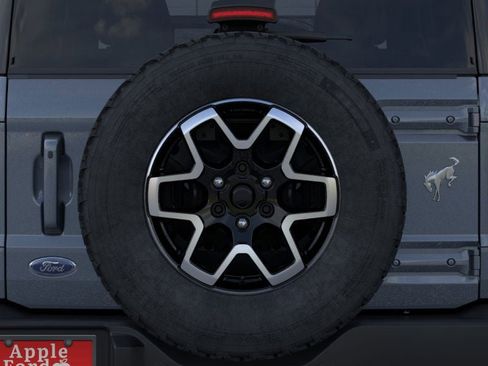 New 2025 Ford Bronco Outer Banks image 24