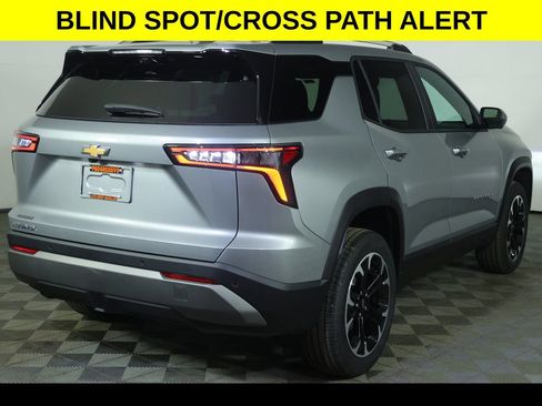 New 2026 Chevrolet Equinox LT w/ Convenience Package II FWD image 9
