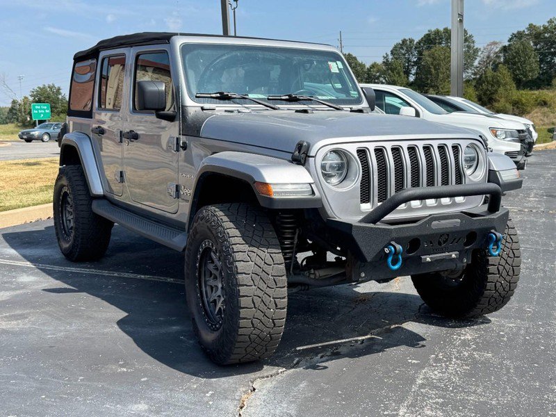 Used 2018 Jeep Wrangler Unlimited Sahara w/ LED Lighting Group AWD/4WD image 2