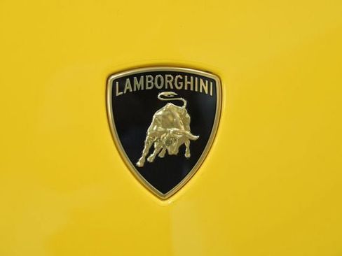 Used 2024 Lamborghini Revuelto image 67