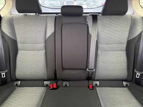 Used 2023 Nissan Rogue SV FWD image 23