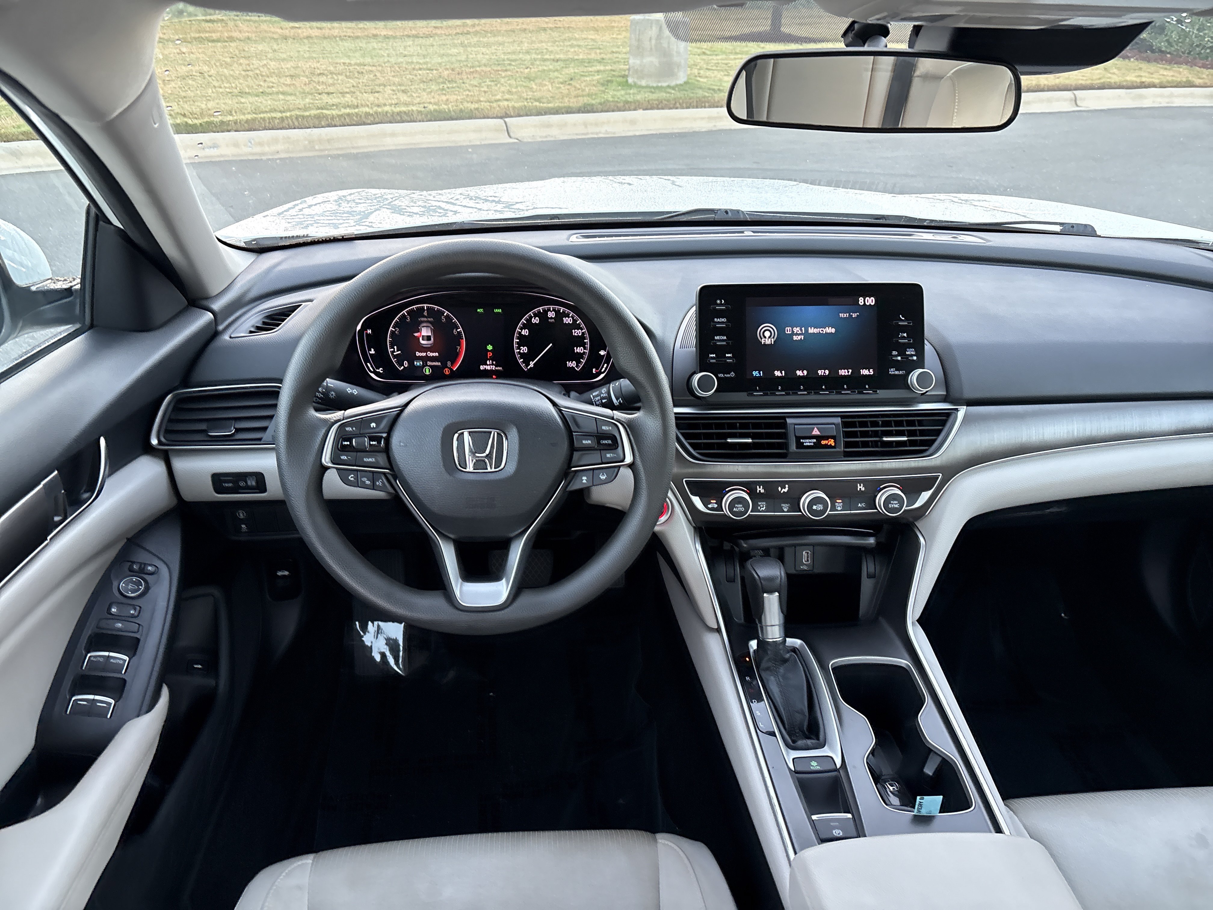 Used 2018 Honda Accord LX image 19