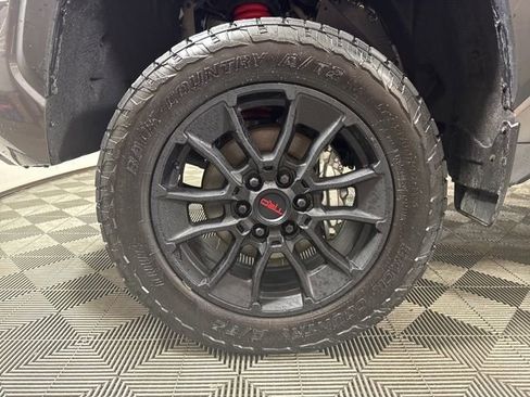 Used 2025 Toyota Tundra Limited w/ TRD Off-Road Package image 10