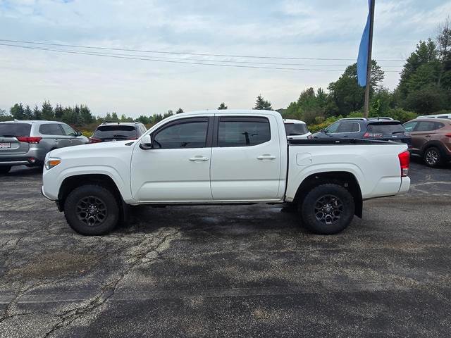 Used 2016 Toyota Tacoma SR AWD/4WD image 4