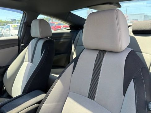 Used 2018 Honda Civic EX-T image 13