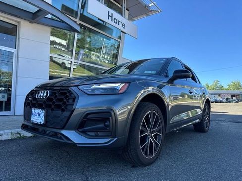 Used 2023 Audi SQ5 Premium Plus w/ Premium Plus Package AWD/4WD image 2