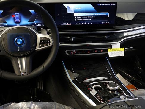 New 2026 BMW X5 xDrive50e w/ M Sport Package image 17