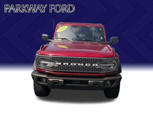Certified 2025 Ford Bronco Badlands AWD/4WD image 2