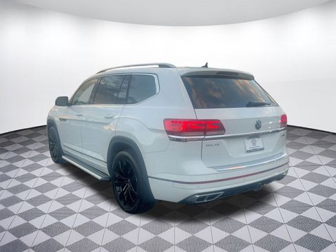 Used 2021 Volkswagen Atlas SEL Premium image 3