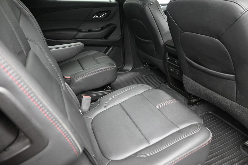Used 2023 Chevrolet Traverse RS AWD/4WD image 10