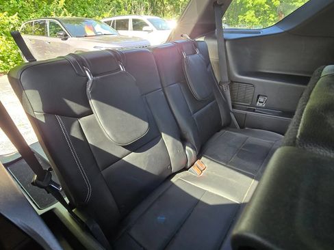 Used 2021 Ford Explorer ST w/ Equipment Group 401A AWD/4WD image 18