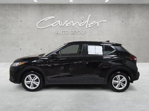 Certified 2025 Nissan Kicks Play S image 13