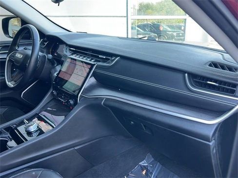 Used 2022 Jeep Grand Cherokee L Limited image 34