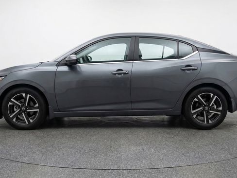 Used 2025 Nissan Sentra SV FWD image 5