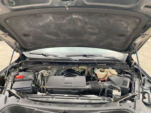 Used 2022 GMC Yukon XL SLT w/ SLT Premium Package image 29