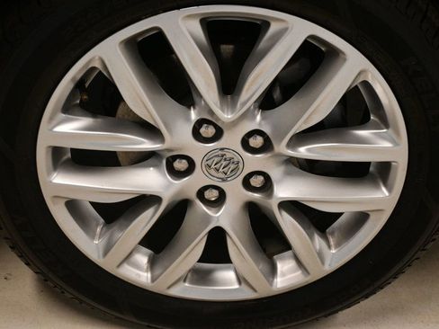 Used 2019 Buick Envision Premium w/ Driver Confidence Package image 20