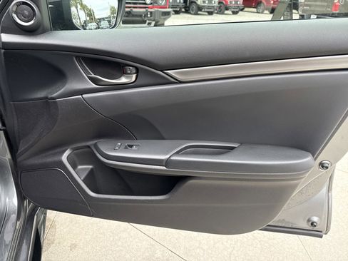 Used 2020 Honda Civic Sport image 33