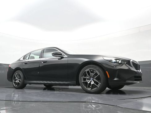 New 2027 BMW 530i xDrive AWD/4WD image 22