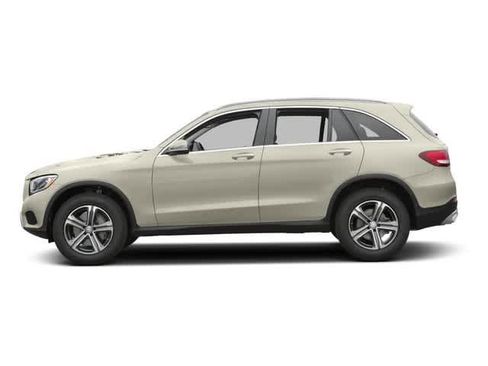 Used 2017 Mercedes-Benz GLC 300 image 3