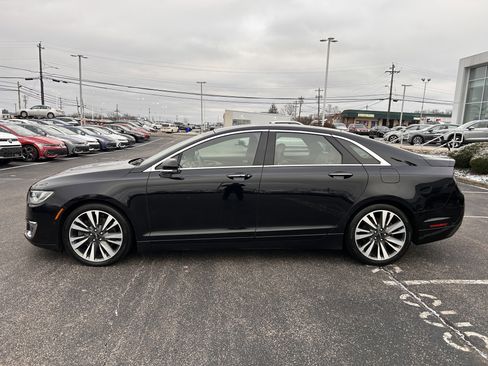 Used 2017 Lincoln MKZ Reserve w/ Technology Package image 4