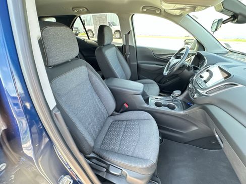 Used 2022 Chevrolet Equinox LT AWD/4WD image 27
