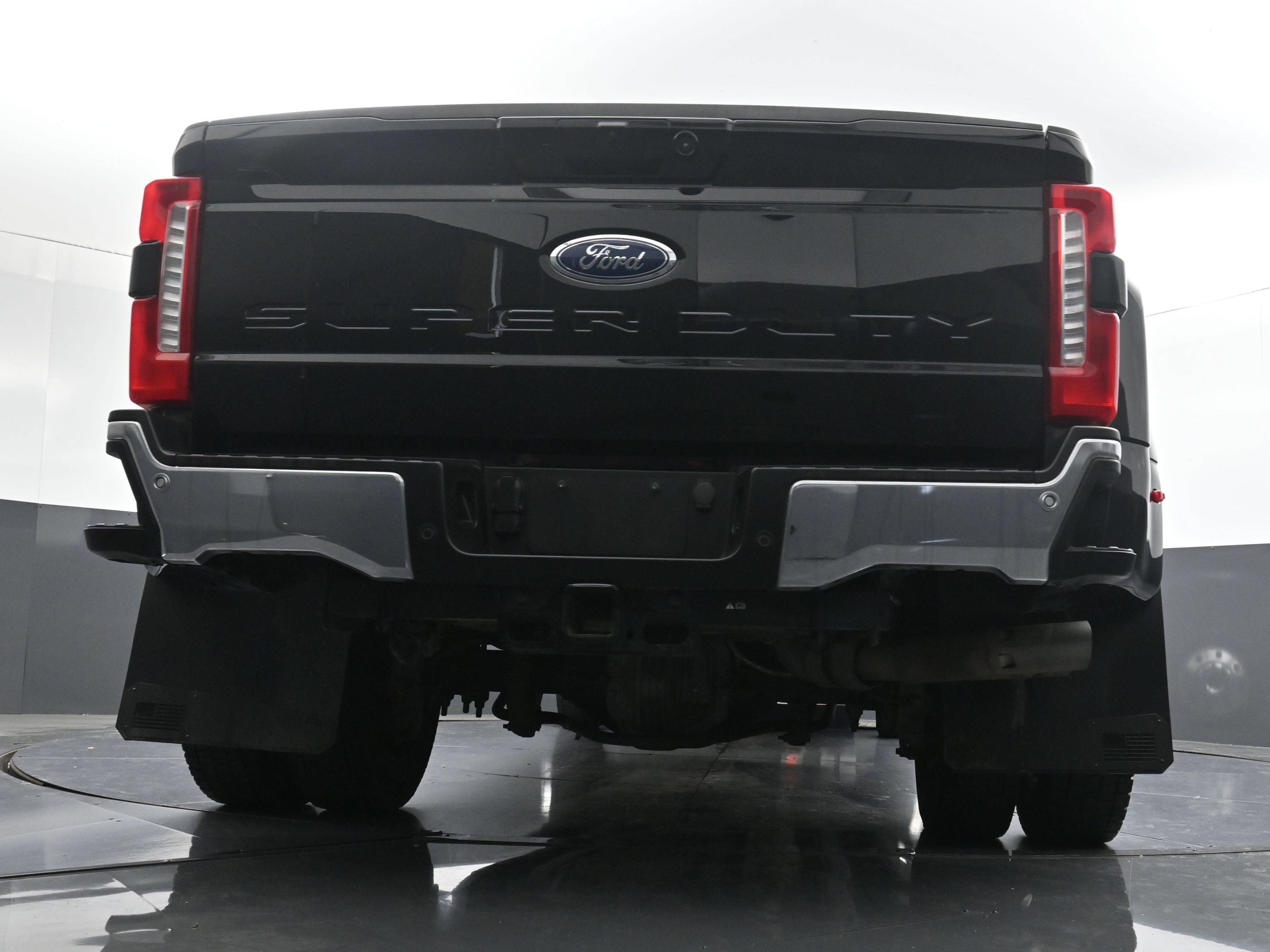 Used 2024 Ford F450 Lariat w/ Lariat Ultimate Package AWD/4WD image 30