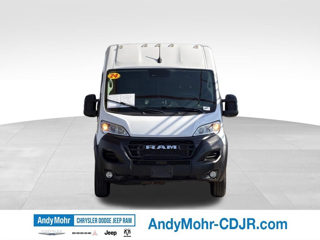 Used 2024 RAM ProMaster 2500 w/ Convenience Group FWD image 2