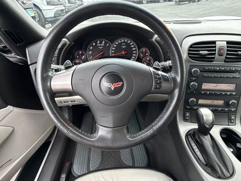 Used 2007 Chevrolet Corvette Coupe w/ Preferred Equipment Group image 14