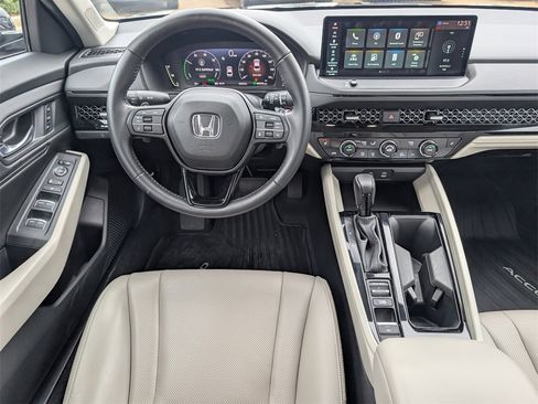 Certified 2024 Honda Accord EX-L image 27