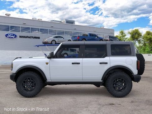 New 2026 Ford Bronco Badlands AWD/4WD image 3