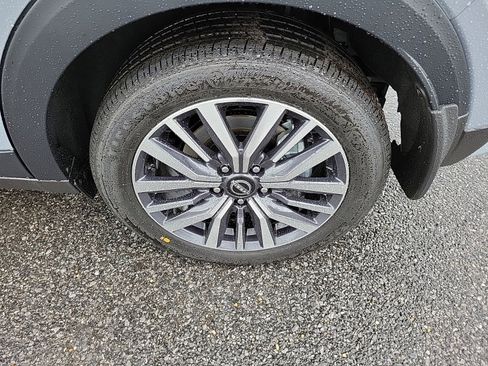 New 2024 Nissan Kicks SV w/ Interior Electronics Package image 8