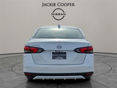 New 2025 Nissan Versa SV w/ Trunk Package image 4