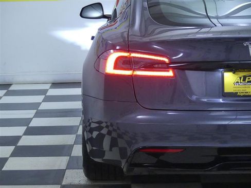 Used 2022 Tesla Model S image 29