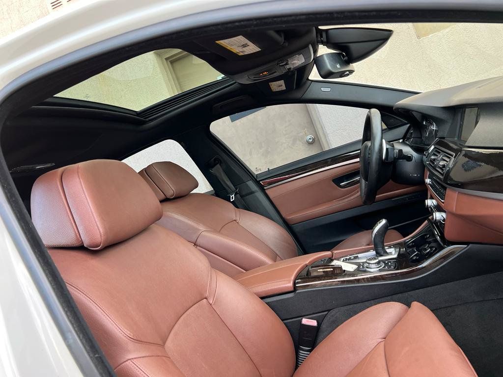 Used 2012 BMW 528i Sedan RWD image 23