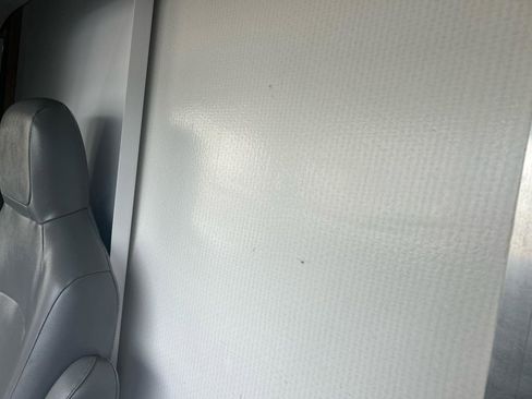 Used 2019 Ford E-350 and Econoline 350 Super Duty w/ Power Windows & Locks Group image 24