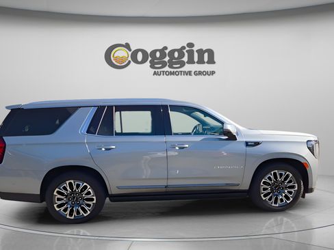 Used 2024 GMC Yukon Denali Ultimate image 16