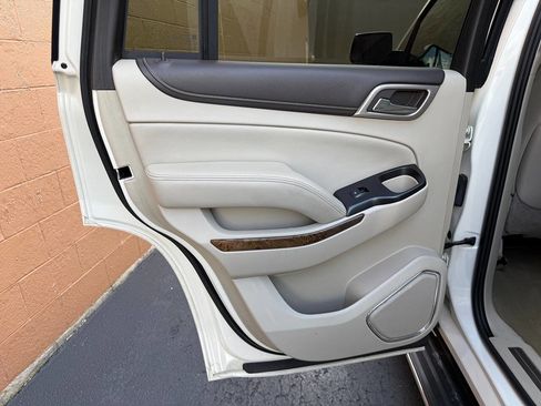 Used 2015 GMC Yukon Denali w/ Open Road Package image 22