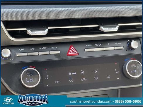 Certified 2024 Hyundai Sonata SEL FWD image 34