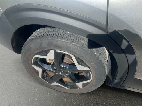 Certified 2024 Kia Seltos EX FWD image 4