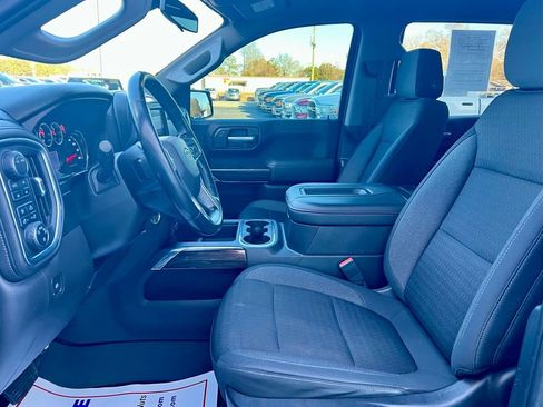 Used 2020 Chevrolet Silverado 1500 RST image 11