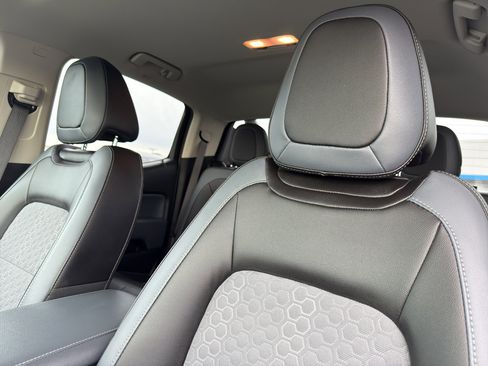 Used 2022 Chevrolet Colorado Z71 image 29