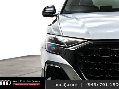Used 2025 Audi SQ8 Premium Plus w/ 23" Wheel Package image 15