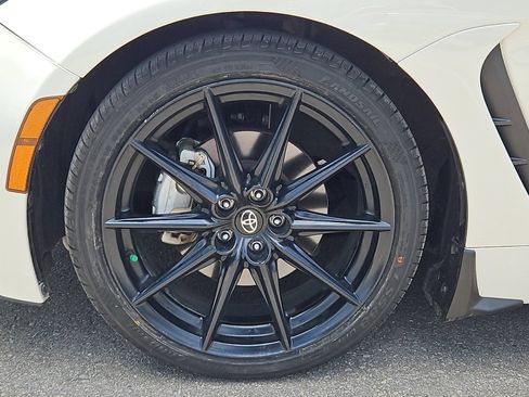 Used 2023 Toyota GR86 Premium RWD image 22