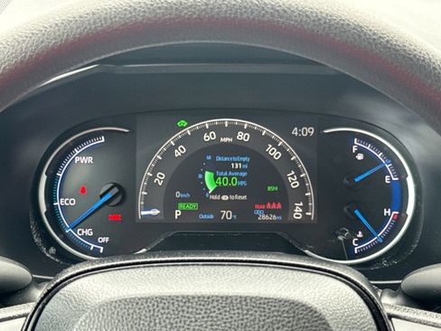 Used 2024 Toyota RAV4 LE AWD/4WD image 16