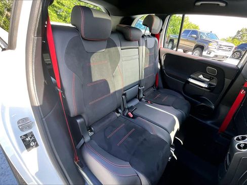 Used 2026 Mercedes-Benz GLB 35 AMG 4MATIC image 20
