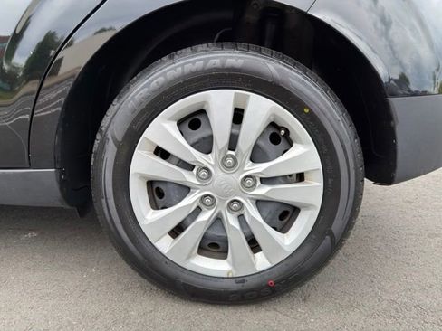 Used 2021 Kia Soul LX FWD image 27