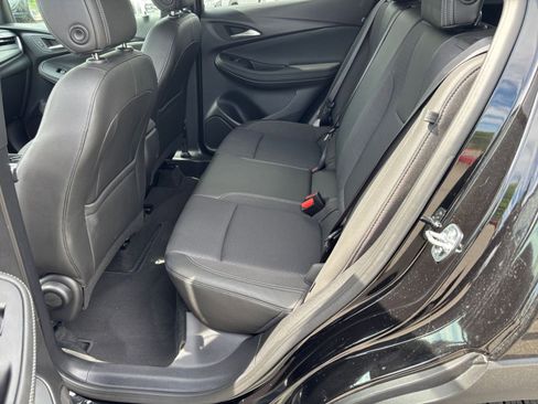 Used 2025 Buick Encore GX Preferred FWD image 24