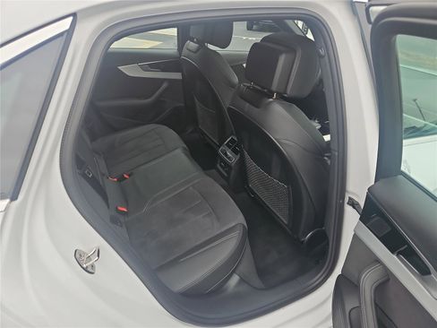 Used 2024 Audi A4 2.0T Premium Plus w/ Premium Plus Package image 32