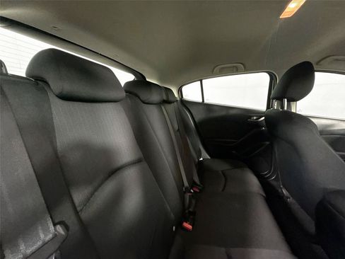 Used 2015 MAZDA MAZDA3 i Sport FWD image 34