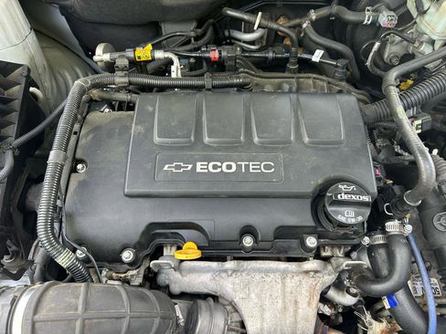 Used 2016 Chevrolet Cruze LT w/ RS Package FWD image 24